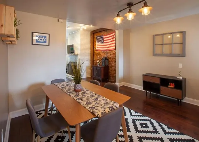 Apartment Great For Exploring * Stylish Loft Like Living